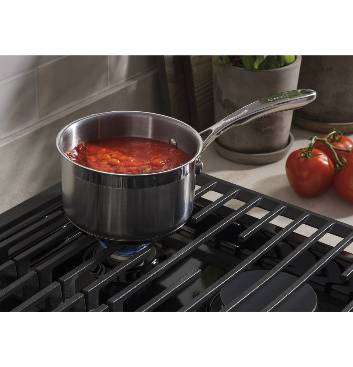 https://www.geaprusa.shop/wp-content/uploads/1693/72/explore-a-world-of-endless-possibilities-and-ge-profile-30-built-in-gas-cooktop-with-5-burners-and-optional-extra-large-cast-iron-griddle-ge-appliances-pr-online-store-x_3.jpg